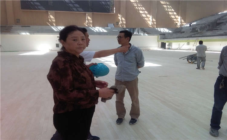 拆裝運動木地板