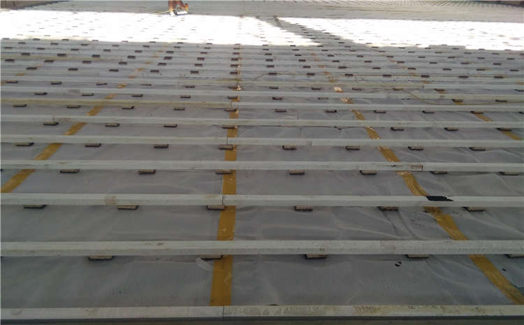 歐氏楓木運動籃球地板哪個牌子好？