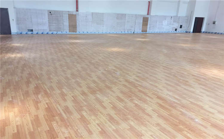歐氏橡膠木舞臺(tái)實(shí)木地板雙層龍骨結(jié)構(gòu)