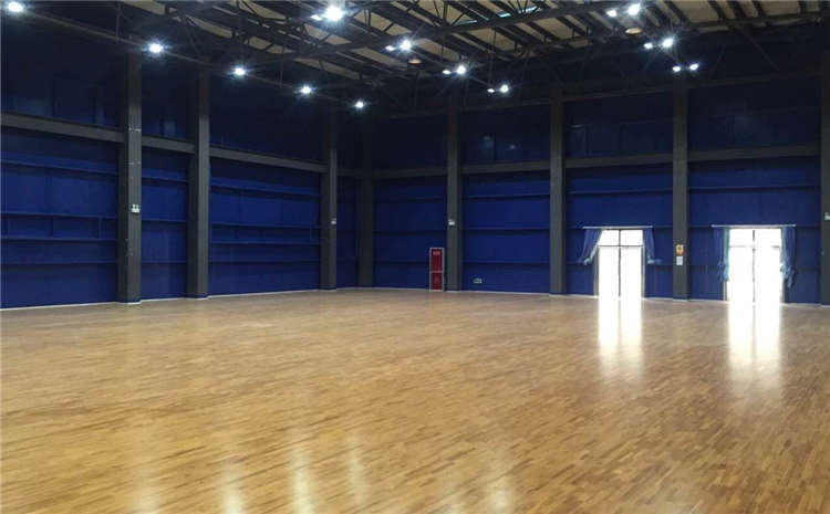 歐氏學校舞蹈房木地板哪個品牌好？