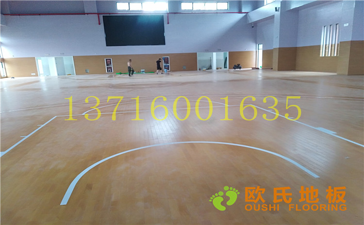 江蘇鹽城西環路小學體育館木地板案例—歐氏運動木地板廠家