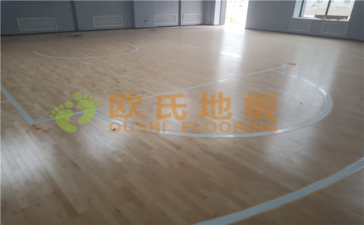新疆沙雅縣順北油田籃球館木地板案例—?dú)W氏運(yùn)動(dòng)木地板廠家