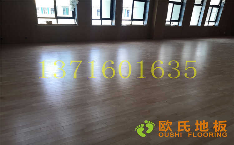 南京市埔口區(qū)實驗小學體育館木地板案例-歐氏運動木地板廠家