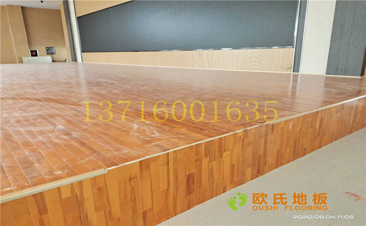 徐州市大馬路小學九龍湖分校禮堂舞臺木地板項目-歐氏運動木地板廠家
